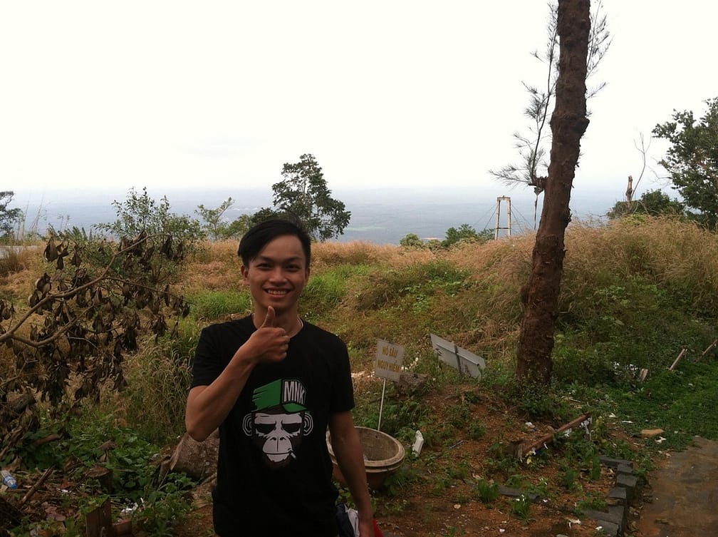 ;ê bào trung trên núi bà rá